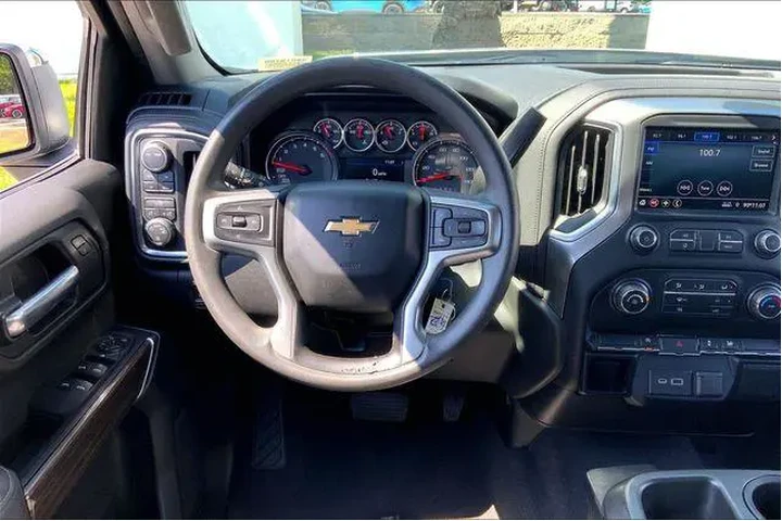 $29985 : Chevrolet Silverado 1500 202 image 5