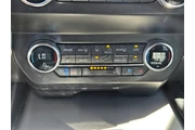 $31991 : Ford Expedition 2021 4x2 XLT thumbnail