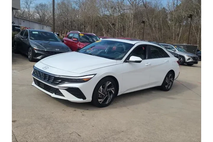 $23993 : Hyundai ELANTRA Hybrid 2025 image 1