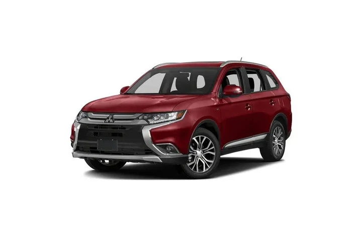 $6900 : Mitsubishi Outlander 2016 AW image 1