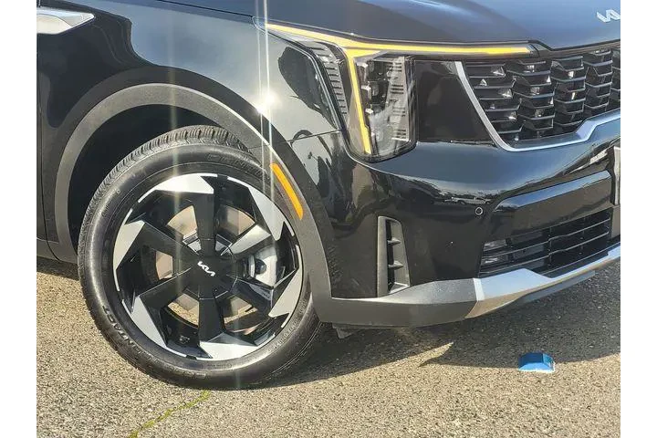 $39199 : Kia Sorento Plug-In Hybrid 2 image 6