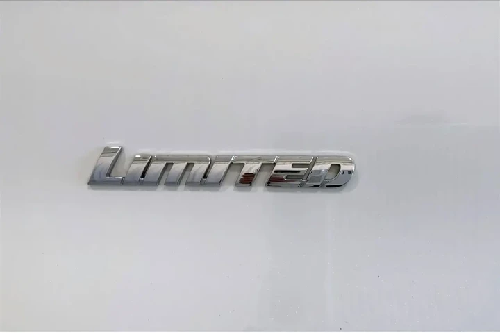 $21992 : Toyota 4Runner 2016 4x2 Limi image 7