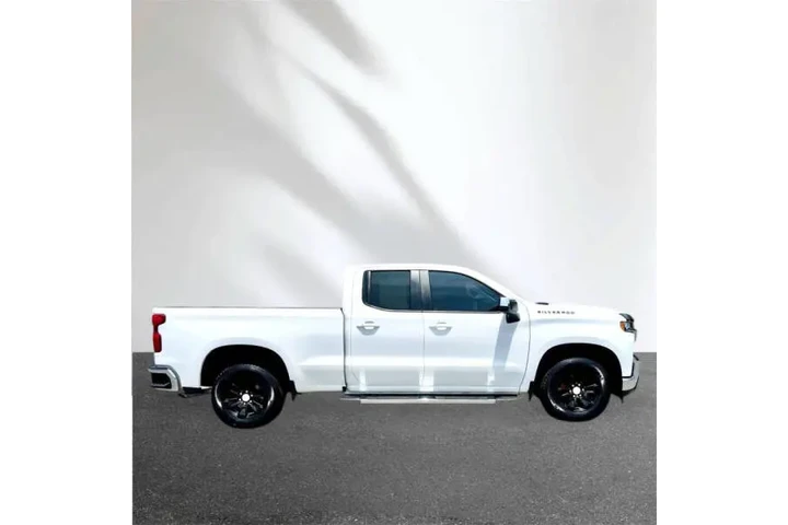 $24990 : 2019 Silverado 1500 LT image 3