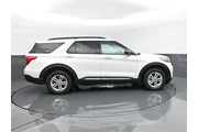 $27968 : Ford Explorer 2022 AWD XLT 4 thumbnail