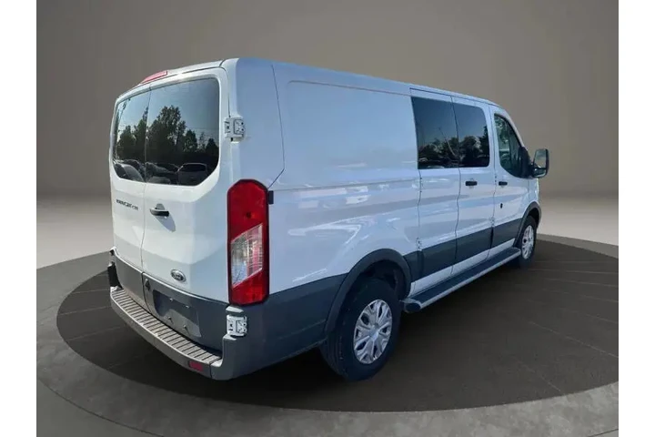 $10200 : 2018 Transit 250 image 8