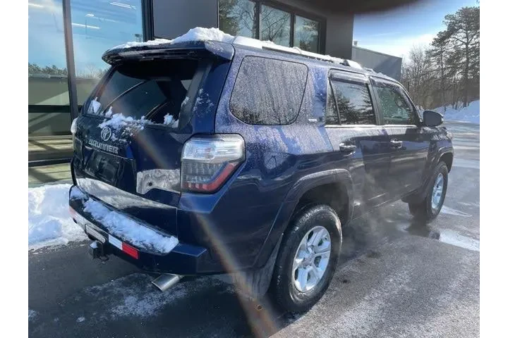 $26595 : Toyota 4Runner 2018 4x4 SR5 image 6