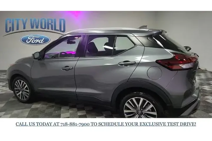 $17994 : Nissan Kicks 2024 SV 4dr Cro image 5