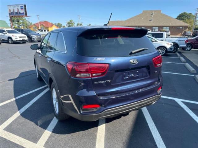 2019 Sorento image 5