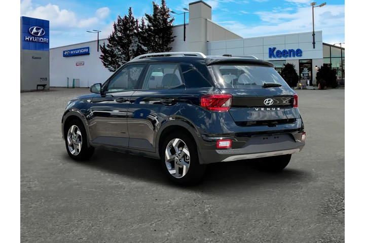 $22195 : Hyundai VENUE 2025 SEL 4dr C image 5