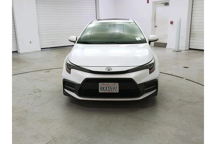 $18998 : Toyota Corolla 2020 XSE 4dr image 2
