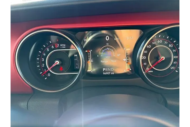 $28000 : Jeep Wrangler Unlimited 2018 image 10