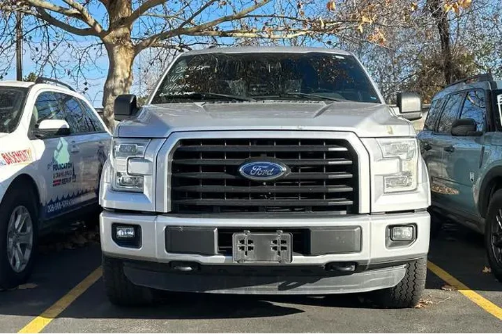 $19995 : Ford F-150 2016 4x4 XLT 4dr image 6