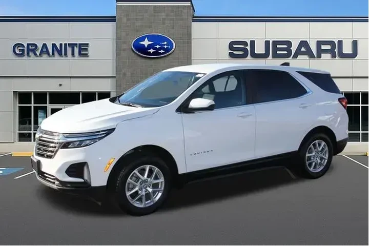 $21850 : Chevrolet Equinox 2023 4x4 L image 4