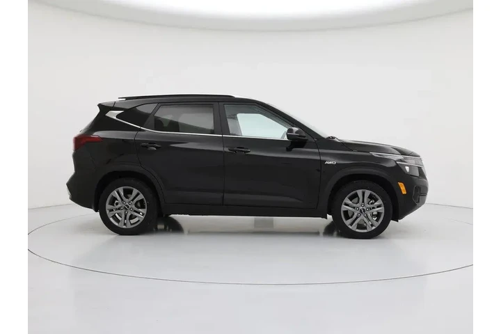 $22998 : Kia Seltos 2023 AWD S 4dr SU image 7