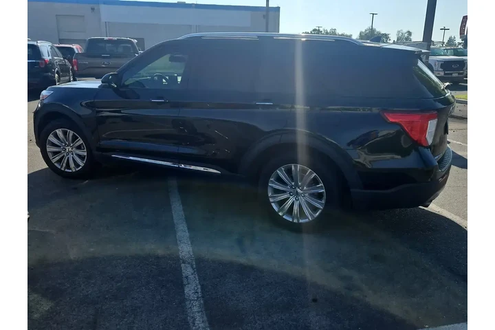 $28500 : Ford Explorer 2023 Limited 4 image 5