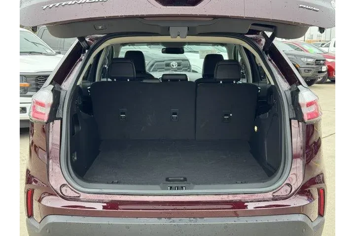 $31368 : Ford Edge 2022 AWD Titanium image 9