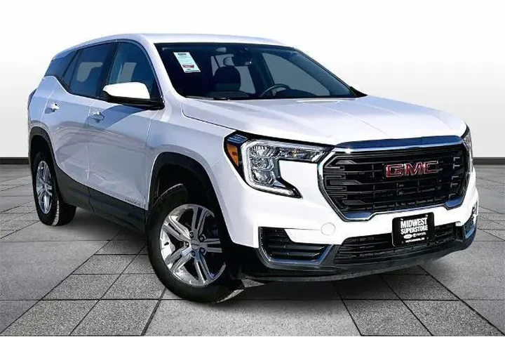 $21746 : GMC Terrain 2024 AWD SLE 4dr image 2