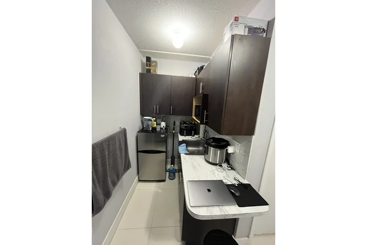 $1300 : Apartamento en excelente zona image 5