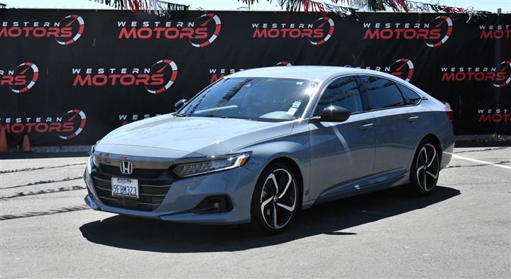 $27674 : Accord Sedan Sport SE image 3