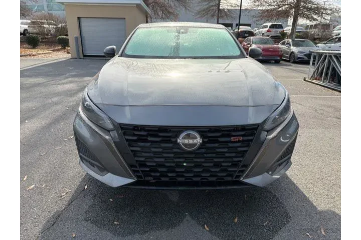 $21707 : Nissan Altima 2024 2.5 SR 4d image 2