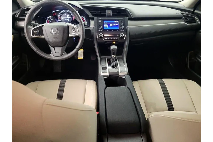 $17998 : Honda Civic 2018 LX 4dr Seda image 9