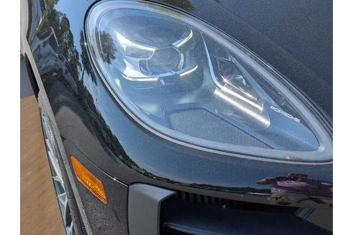 Porsche Macan 2020 AWD S 4dr image 4