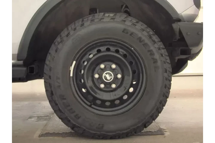 $32999 : Ford Bronco 2023 4x4 Black D image 10