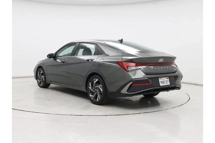 $23998 : Hyundai ELANTRA Hybrid 2024 image 2