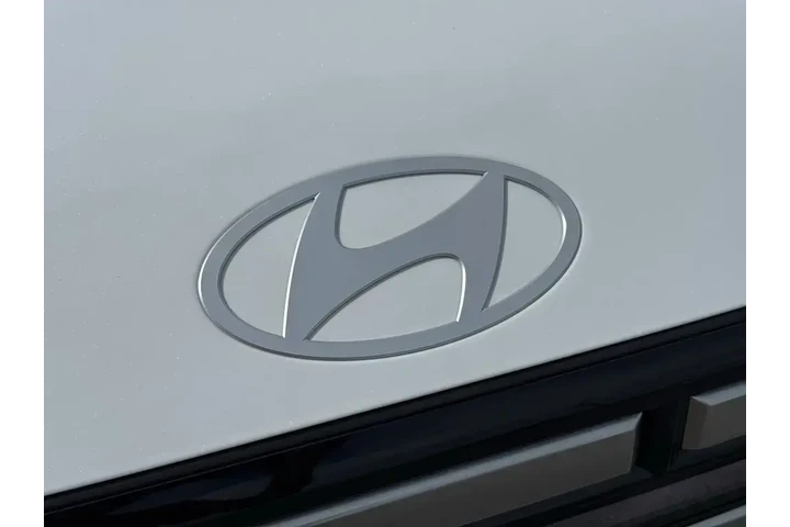 $32743 : Hyundai SANTA FE 2026 SE 4dr image 6