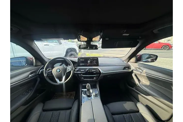 $34513 : BMW 5 Series 2023 530e 4dr S image 8