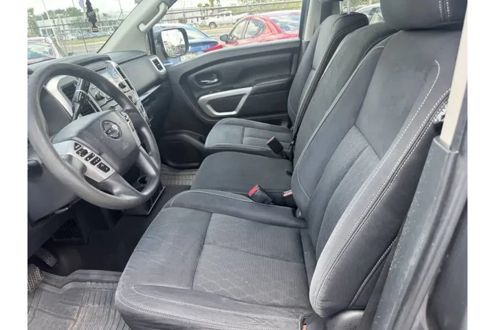 $11497 : 2017 Titan SL image 10