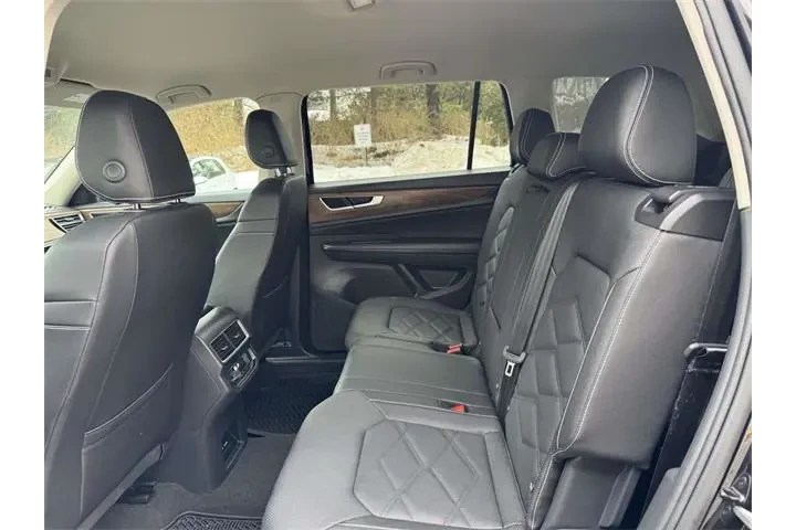 $35950 : Volkswagen Atlas 2025 AWD SE image 10
