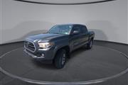 $31600 : PRE-OWNED 2018 TOYOTA TACOMA thumbnail