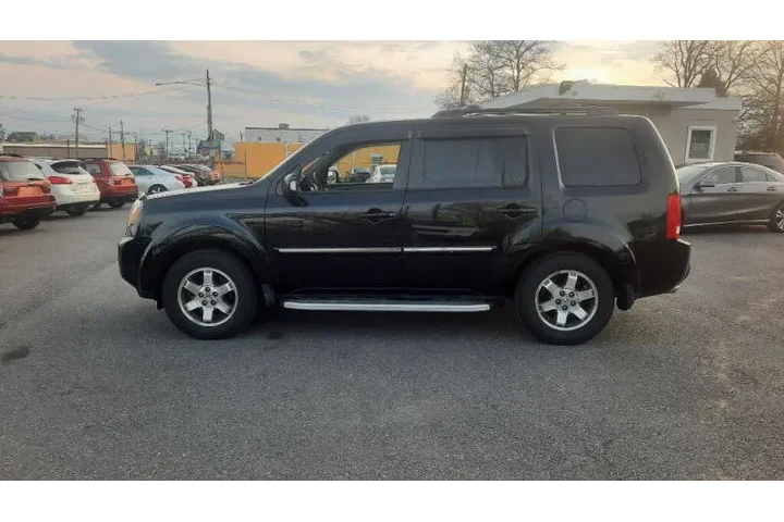 $5995 : 2011 Pilot Touring image 1