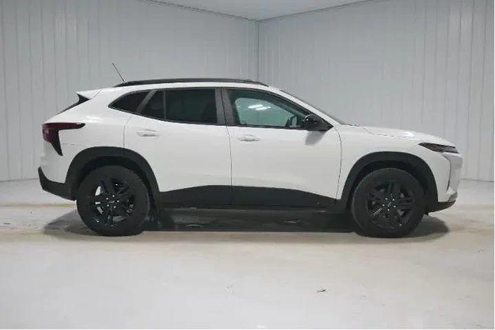 $23000 : Chevrolet Trax 2024 ACTIV 4d image 4