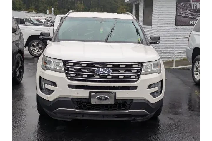 $14995 : Ford Explorer 2016 XLT 4dr S image 2