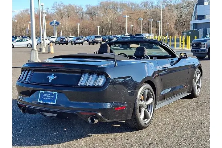 $19988 : Ford Mustang 2017 V6 2dr Con image 6
