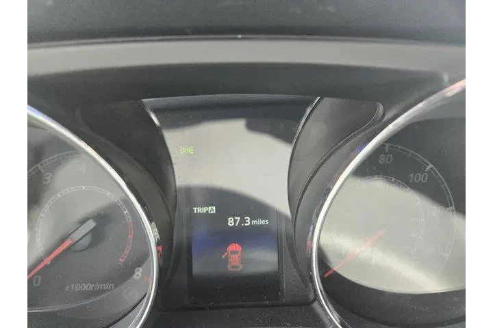 $23500 : Mitsubishi Outlander Sport 2 image 8