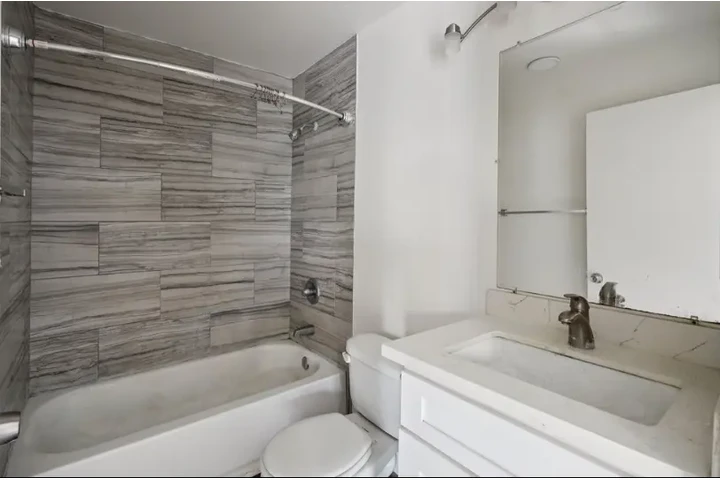 $2000 : Los Angeles image 7