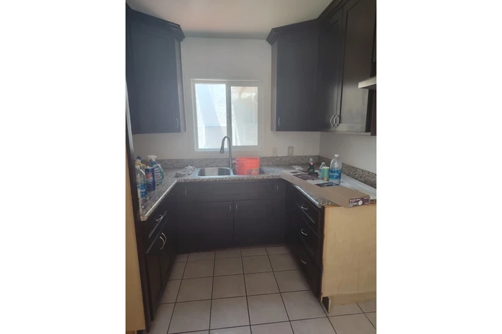 $1500 : CASITA  EN HUNTINGTON PARK image 6
