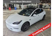Tesla Model 3 2023 4dr Sedan en Miami
