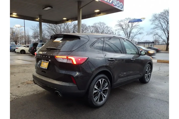 $23887 : Ford Escape 2022 SE 4dr SUV image 3