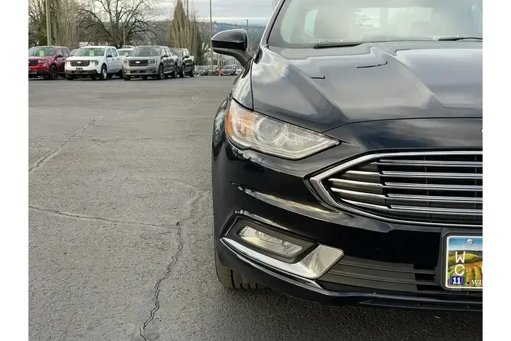 $11477 : Ford Fusion 2017 SE 4dr Seda image 8