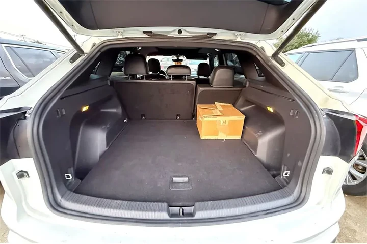 $18899 : Volkswagen Atlas Cross Sport image 8