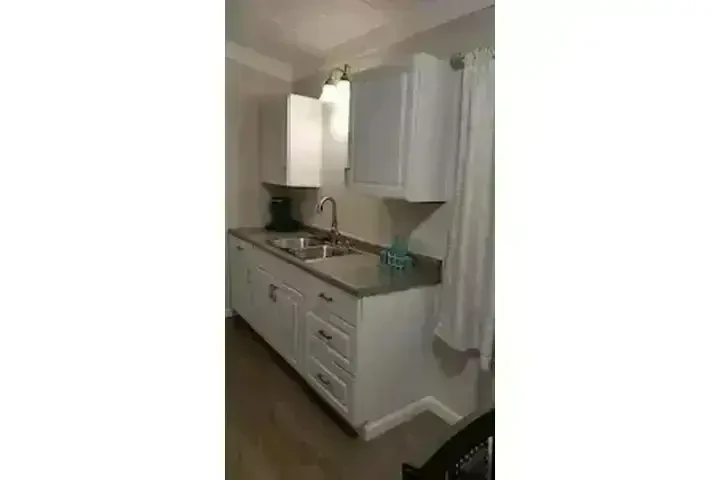 $1700 : UTILIDADES INCLUIDAS image 2