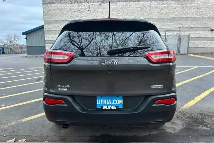 $10995 : Jeep Cherokee 2016 4x4 Latit image 4