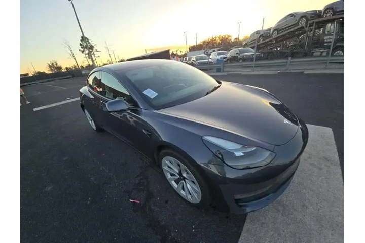 $26990 : Tesla Model 3 2023 AWD Long image 3