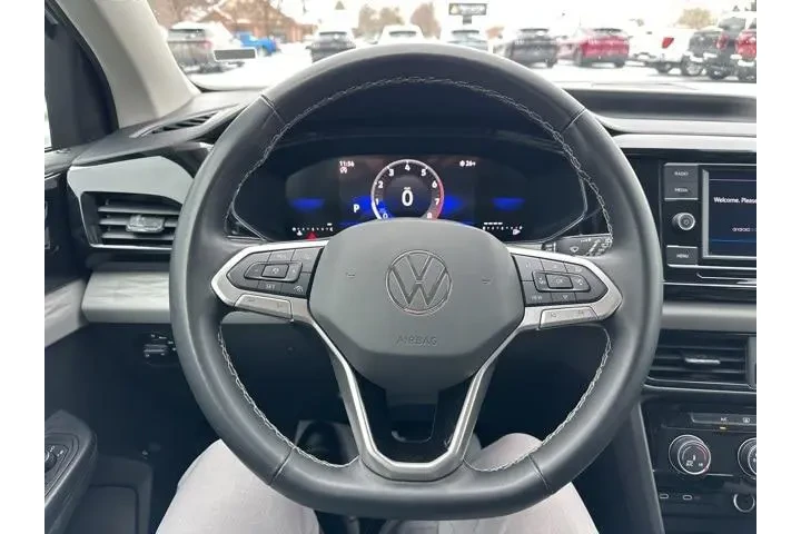 $16995 : Volkswagen Taos 2024 S 4dr S image 3