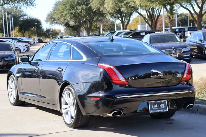 $26998 : 2014 XJ XJL Portfolio image 8