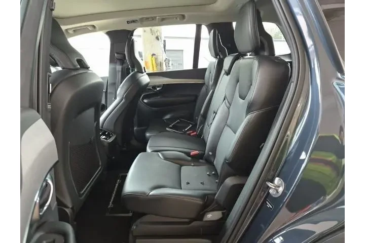 $23499 : Volvo XC90 2022 AWD T5 Momen image 6
